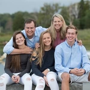 Meet your Posher, Liz